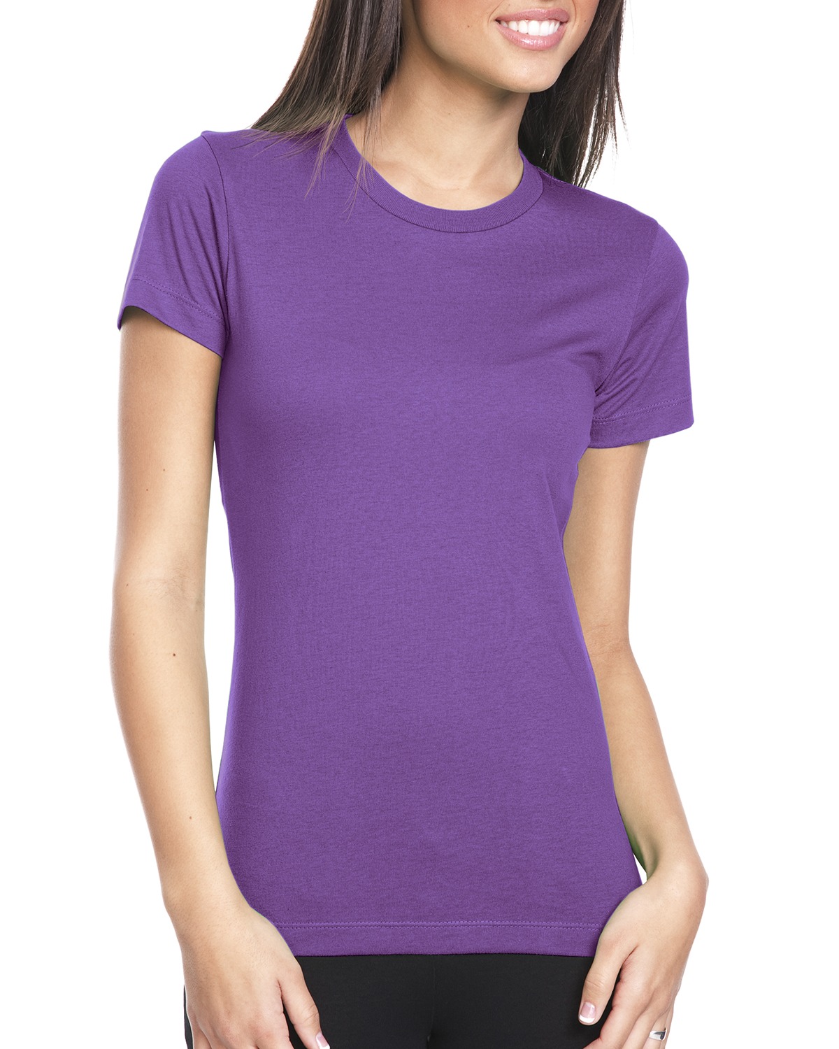 Фиолетовая футболка